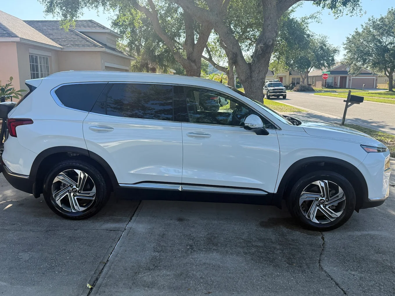 White Hyundai Santa Fe SUV detail